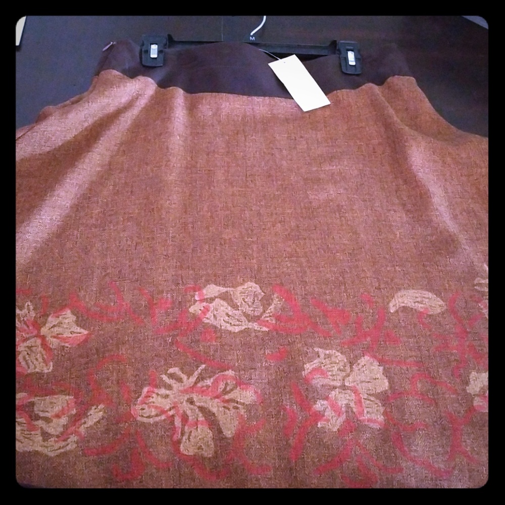 New!!! W tagsBcbg/To The Max brown vintage skirt